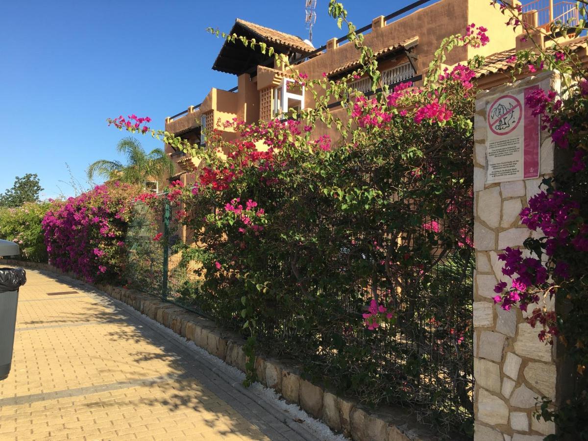 Casares Vacations Leilighet Eksteriør bilde