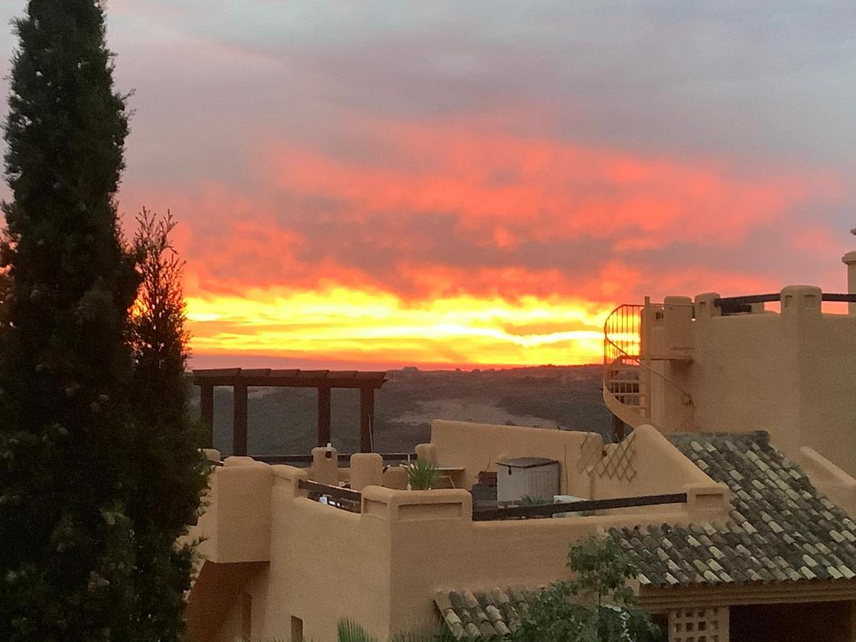 Casares Vacations Leilighet Eksteriør bilde