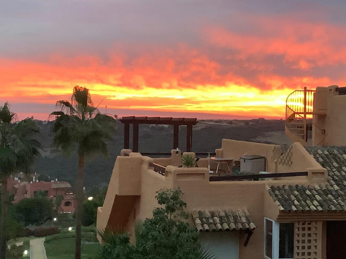 Casares Vacations Leilighet Eksteriør bilde